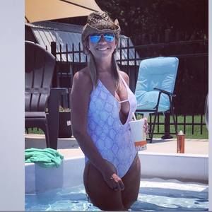 Meet your Posher, Kayelani